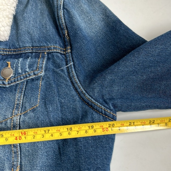 Ashley Vintage Charm sherpa lined distressed blue jean button close jacket - Picture 15 of 16